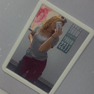 Meet your Posher, Madison